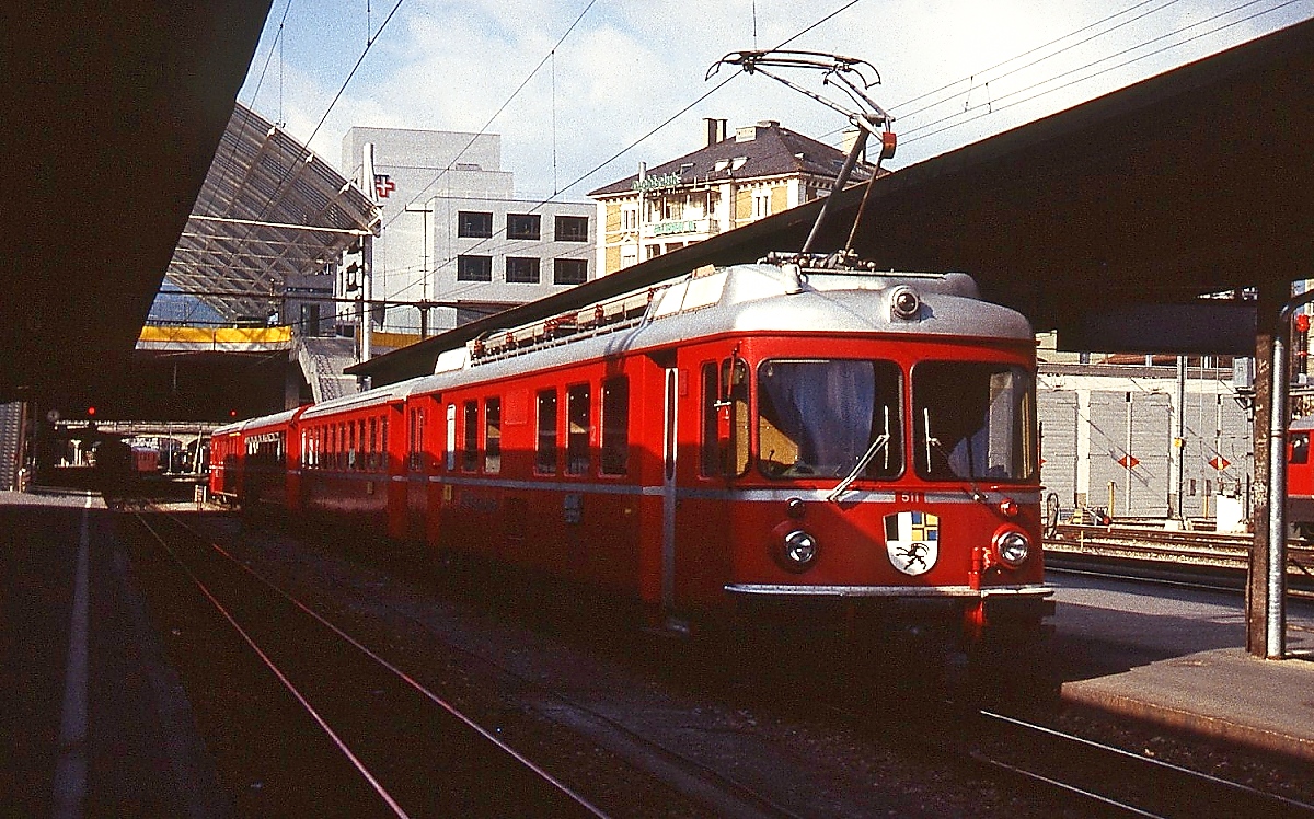 Leider nicht mehr im Einsatz stehen die 1971 bzw. 1979 beschafften formschönen Be 4/4 511 - 516. Im März 1996 waren sie im Regionalverkehr rund um Chur im Einsatz. Der im  Bahnhof Chur aufgenommene Be 4/4 511 wurde 2021 abgebrochen.