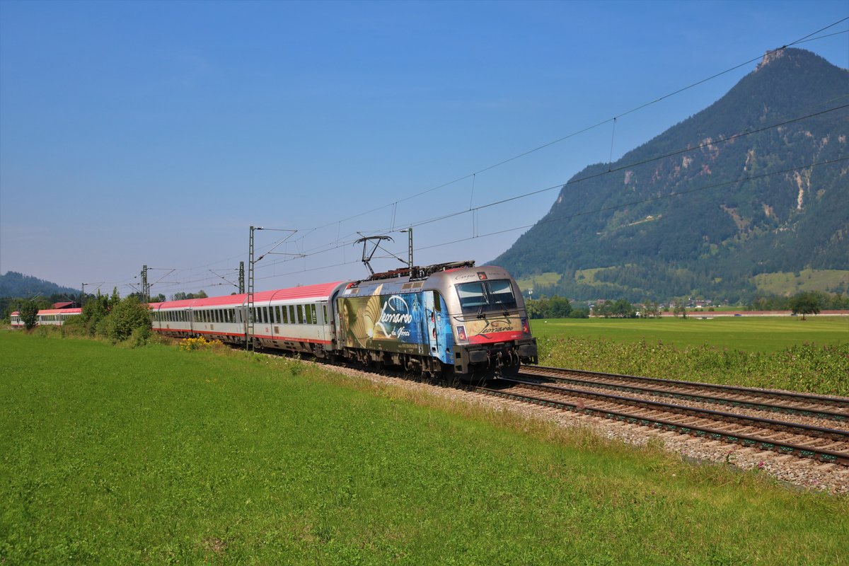Leonardo Da Vinci ÖBB Siemens Taurus 1216 019-0 mit EC in Niederaudorf am 10.08.20 
 