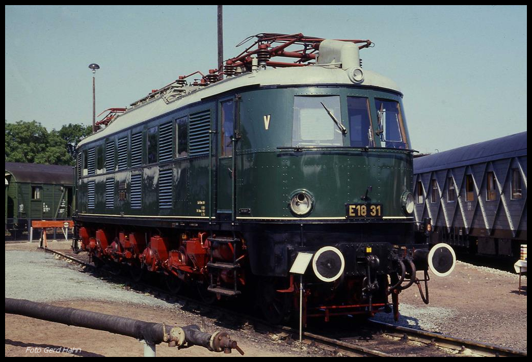 Letzte Fahrzeugschau des BW Magdeburg am 26.8.1990: E 1831