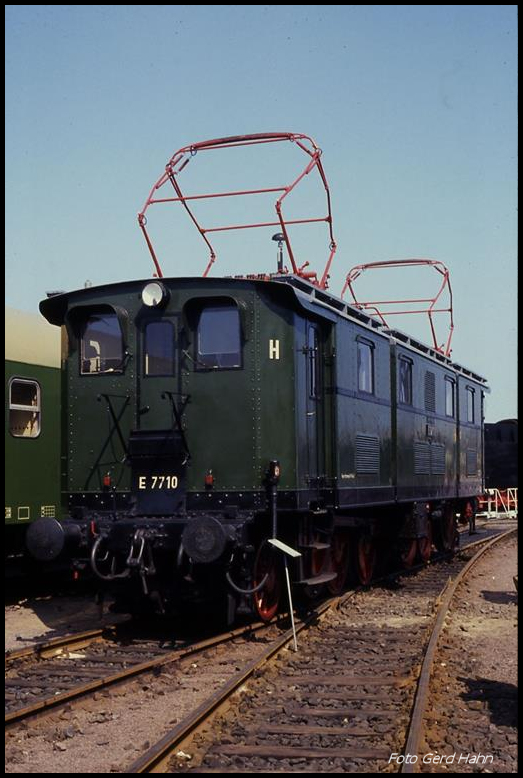 Letzte Fahrzeugschau des BW Magdeburg am 26.8.1990: E 7710