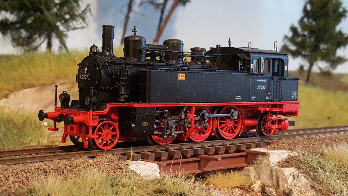 Liliput 131193 Dampflok 75 227 DR Ep. 3 4/2018