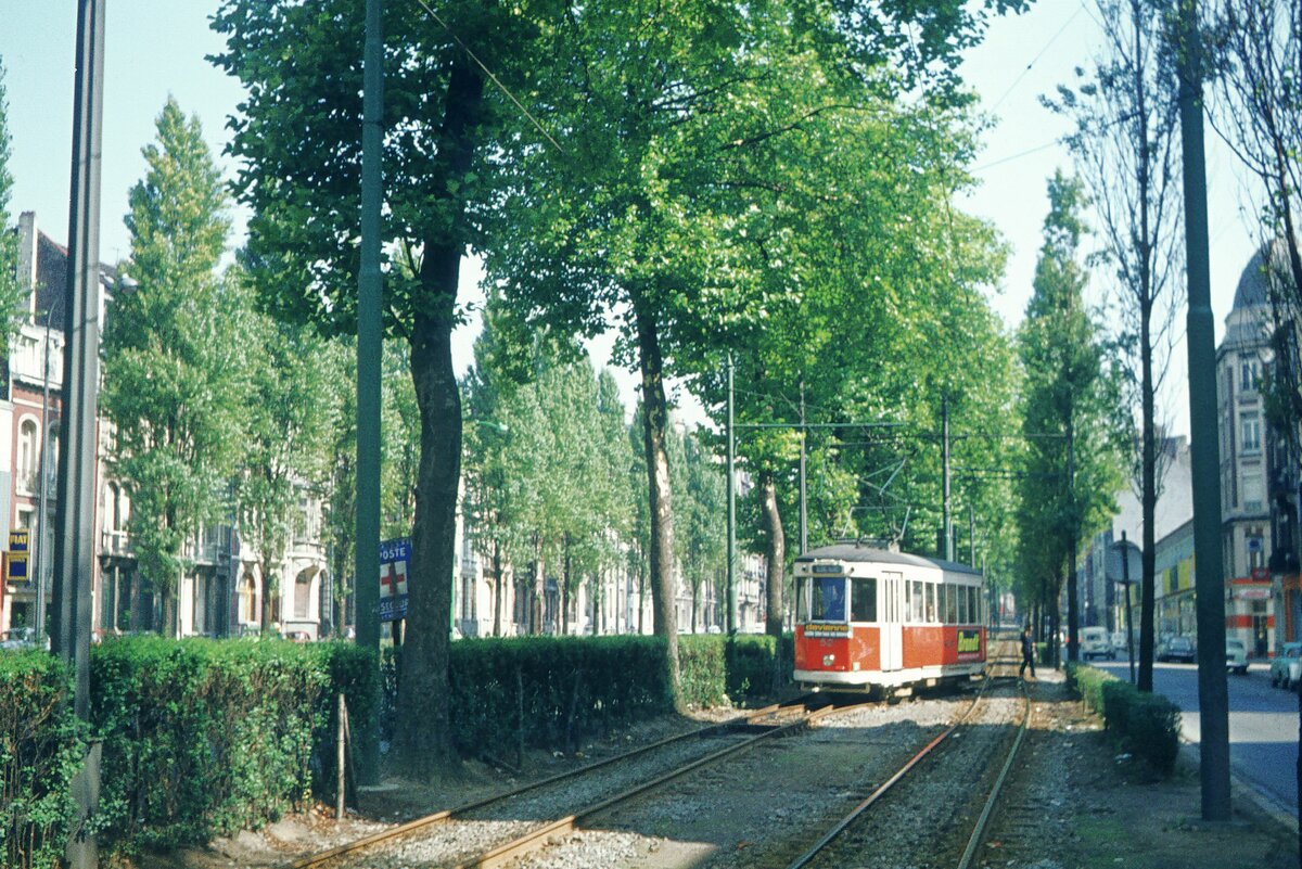 Lille SNELRT Av.de la Republique; changement de voie/Gleiswechsel 14-08-1974