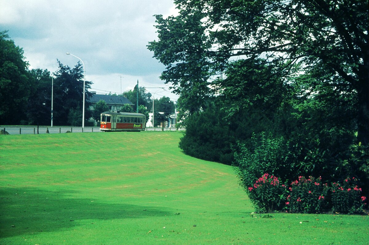 Lille SNELRT le long du Parc Barbieux 11-08-1974