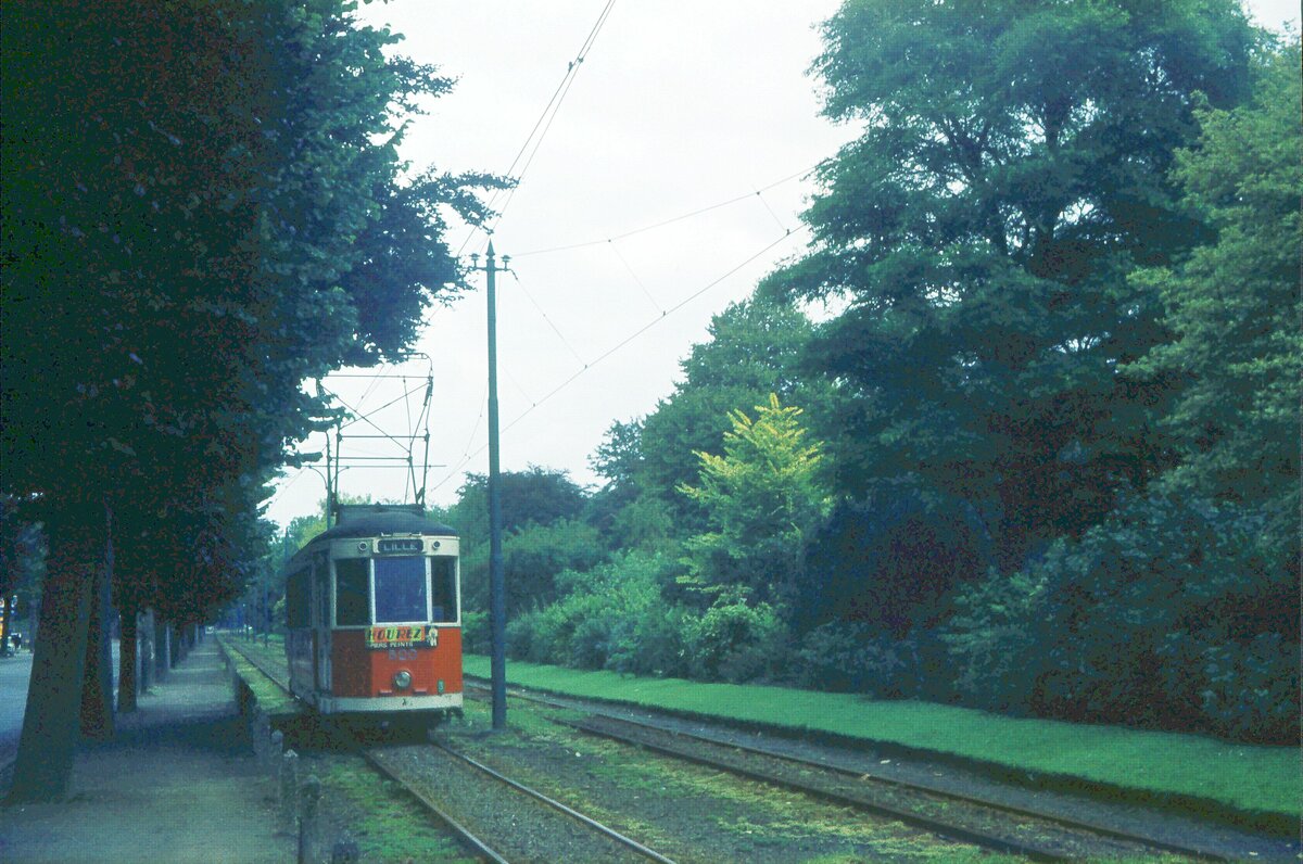 Lille SNELRT le long du Parc Barbieux 11-08-1974