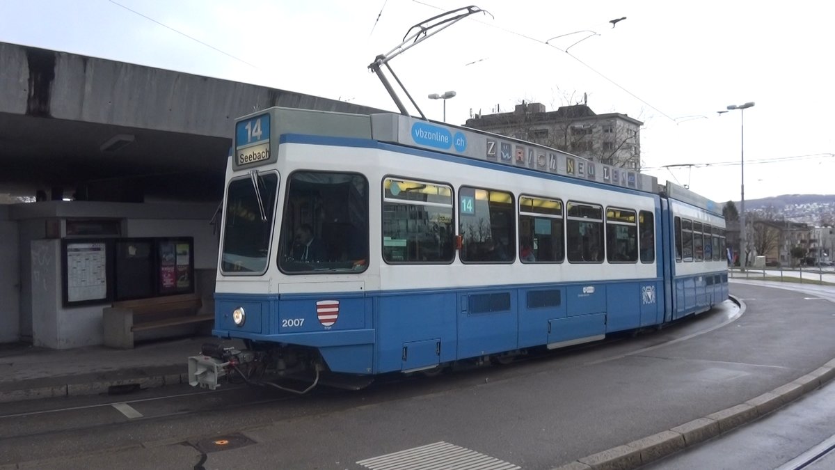 Linie 14 2007  Enge  in der Schleife Triemli. Datum: 15. 3. 2020