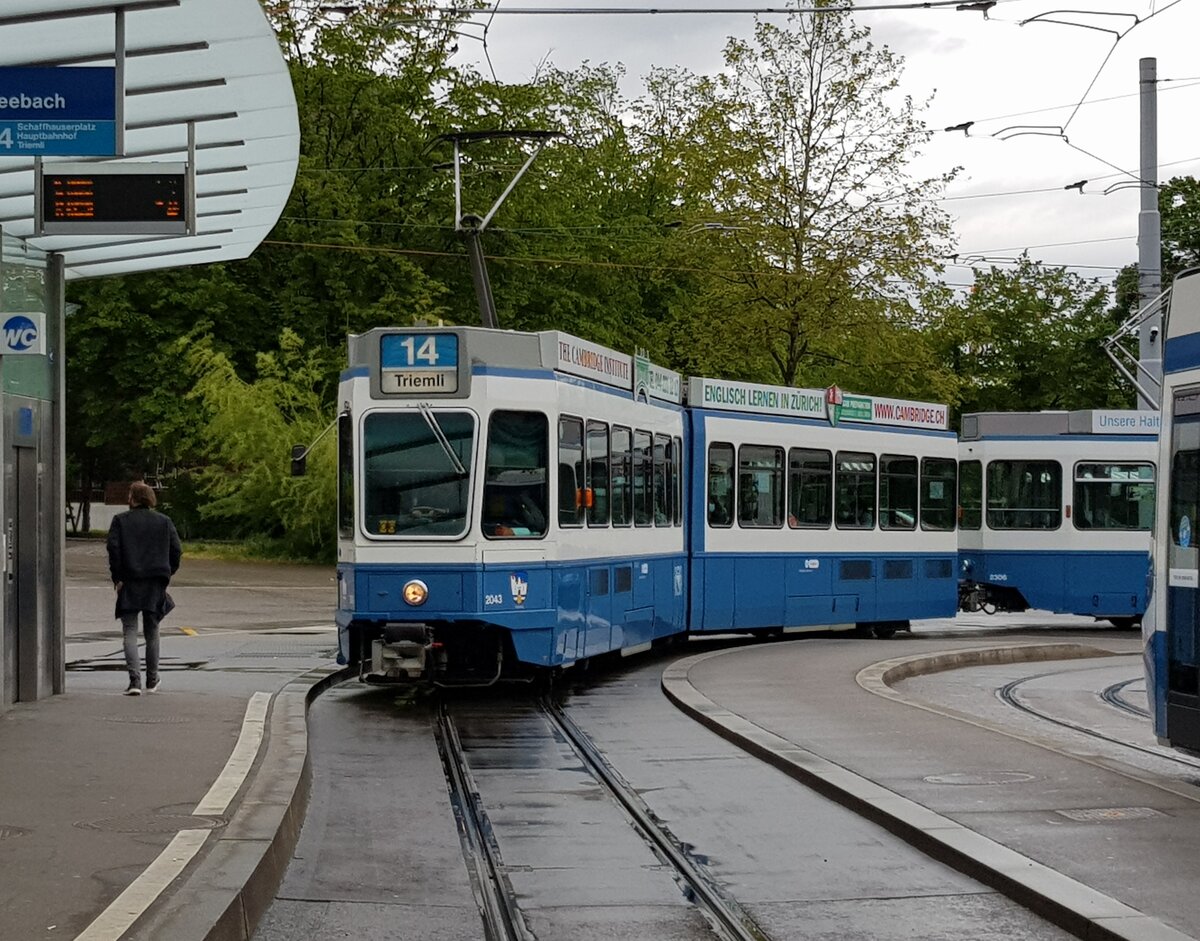 Linie 14 Wagennummer 2043  Rennweg  an der Endhaltestelle Seebach. Datum: 15. 5. 2021