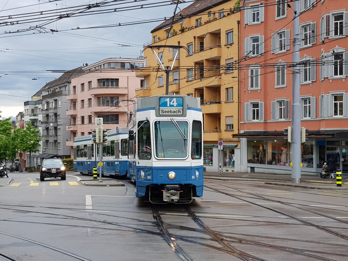 Linie 14 Wagennummer 2043  Rennweg  beim Schaffhauserplatz. Datum: 21. 5. 2021