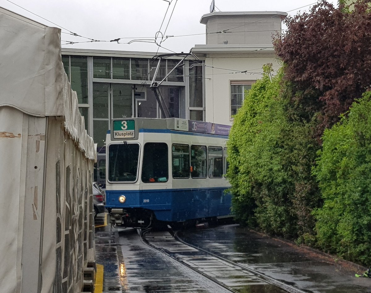 Linie 3 Wagennummer 2019 beim Depot Kalkbreite. Datum: 1. 5. 2021