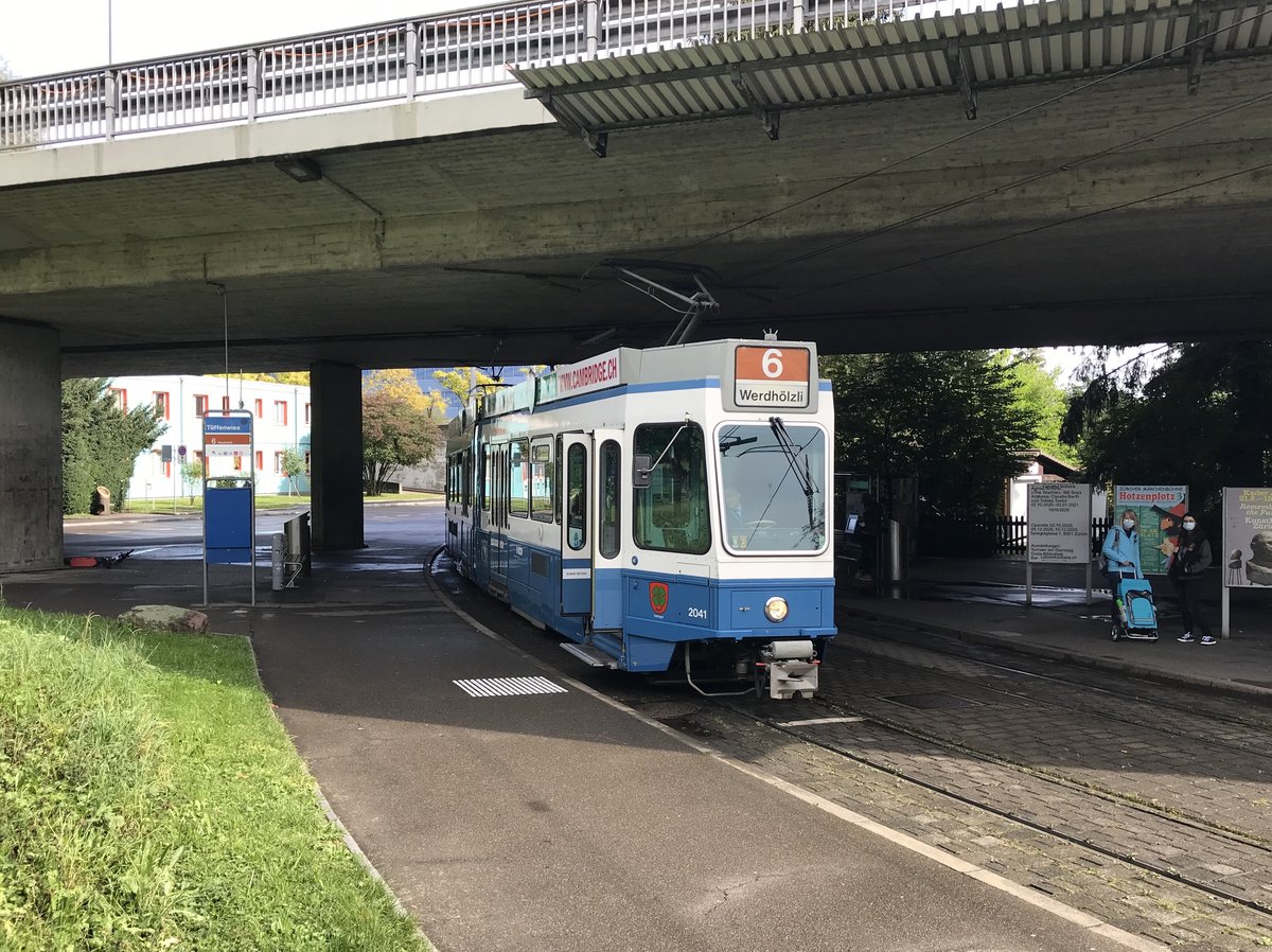 Linie 6 2041  Hottingen  an der Haltestelle Tüffenwies. Datum: 3. 10. 2020