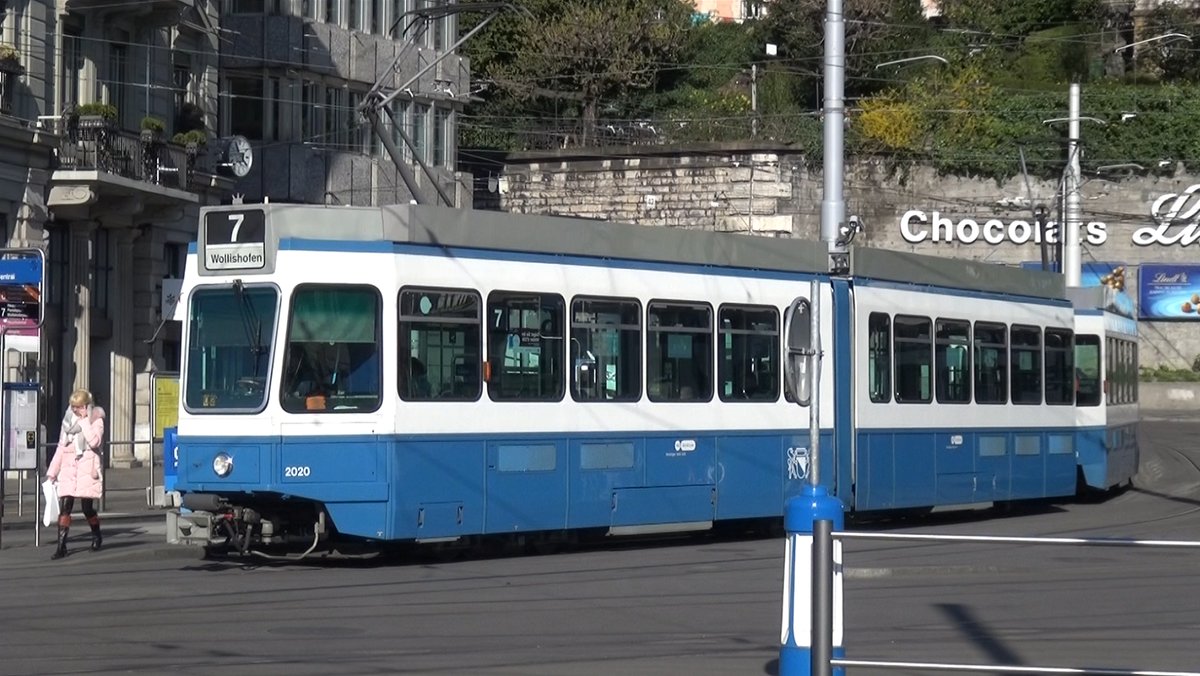 Linie 7 2020 am Central. Datum: 2. 3. 2020