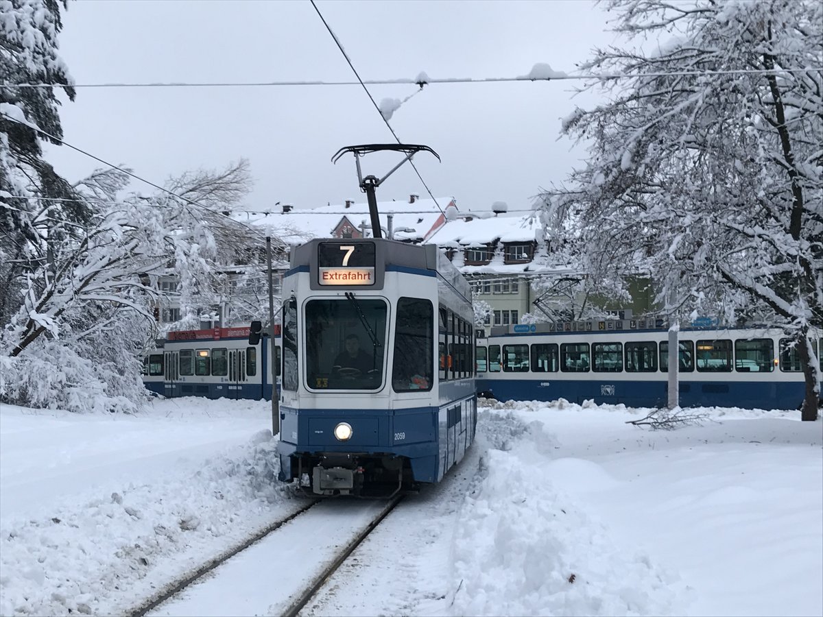 Linie 7 Wagennummer 2059 in der Schleife Milchbuck. Datum: 16. 1. 2021