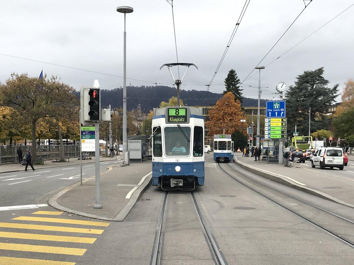 Linie 8 Nr. 2112 beim Bürkliplatz. Datum: 2. 11. 2020