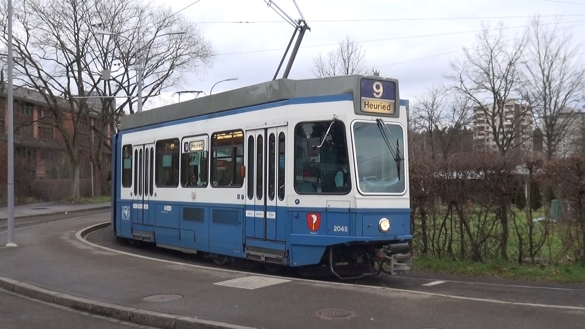 Linie 9 2045  Riesbach , Hirzenbach. Datum: 15. 1. 2020