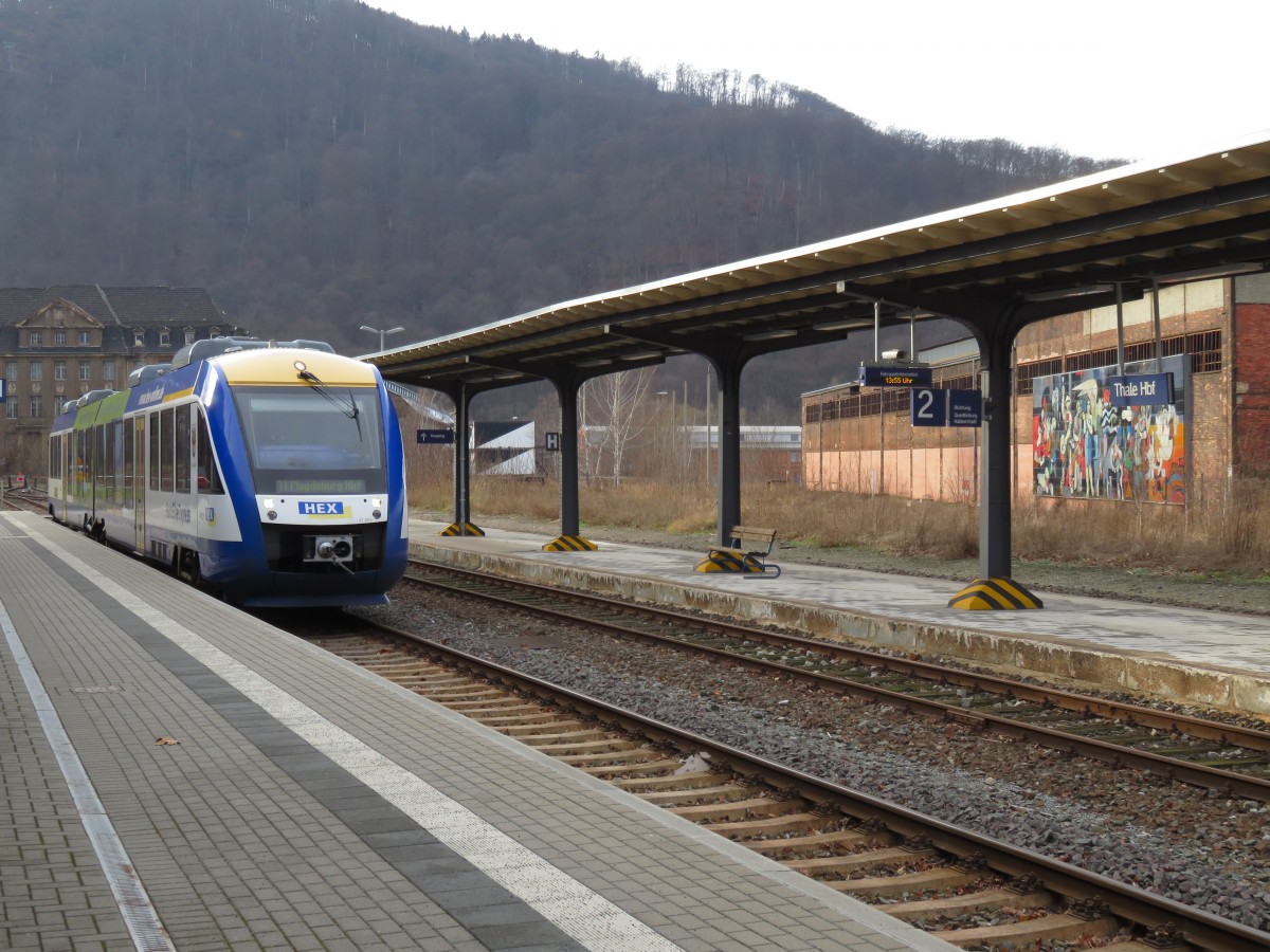 LINT 41 HEX im Bahnhof von Thale HBF am 18.01.2015