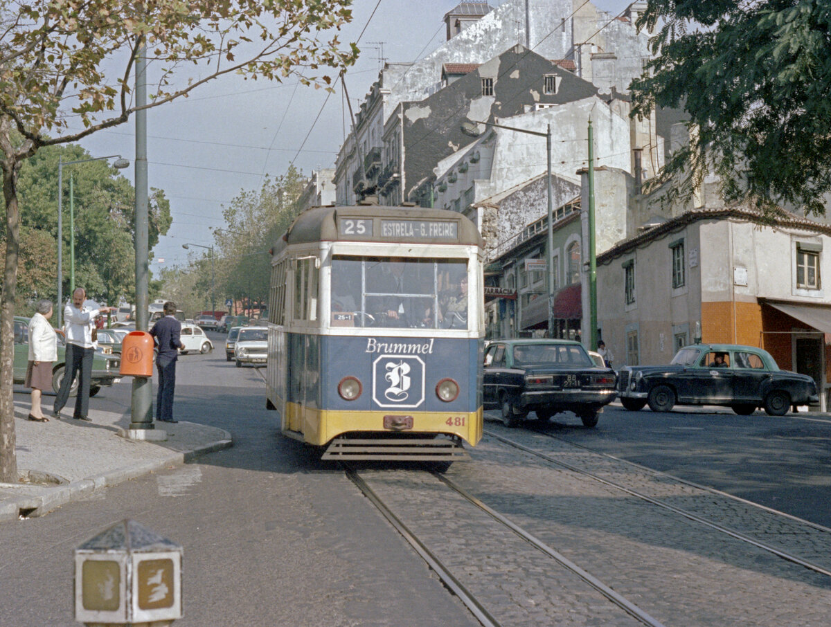 Lisboa / Lissabon CARRIS SL 25 (Tw 481) im Oktober 1982. - Scan eines Farbnegativs. Film: Kodak Safety Film 5035. Kamera: Minolta SRT-101.