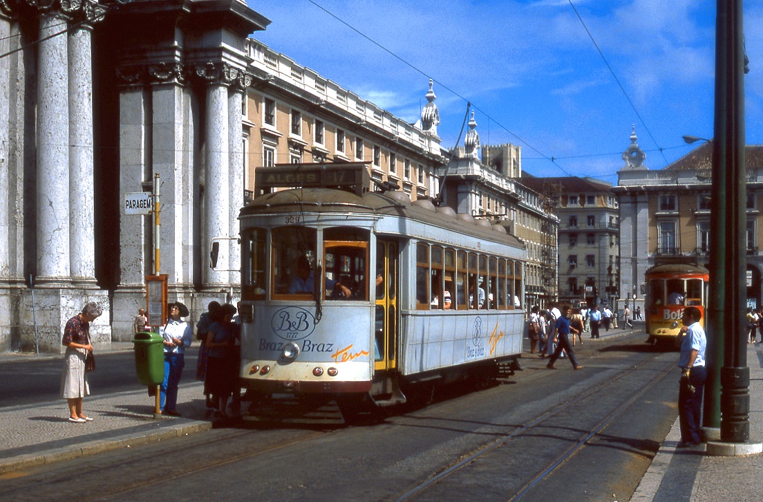 Lisboa 329, Praça do Comércio, 12.09.1990.