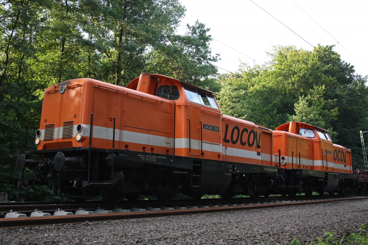 Locon 208+Locon 207 am 14.8.13 bei Bauarbeiten zwischen Essen-Werden und Essen-Hügel.