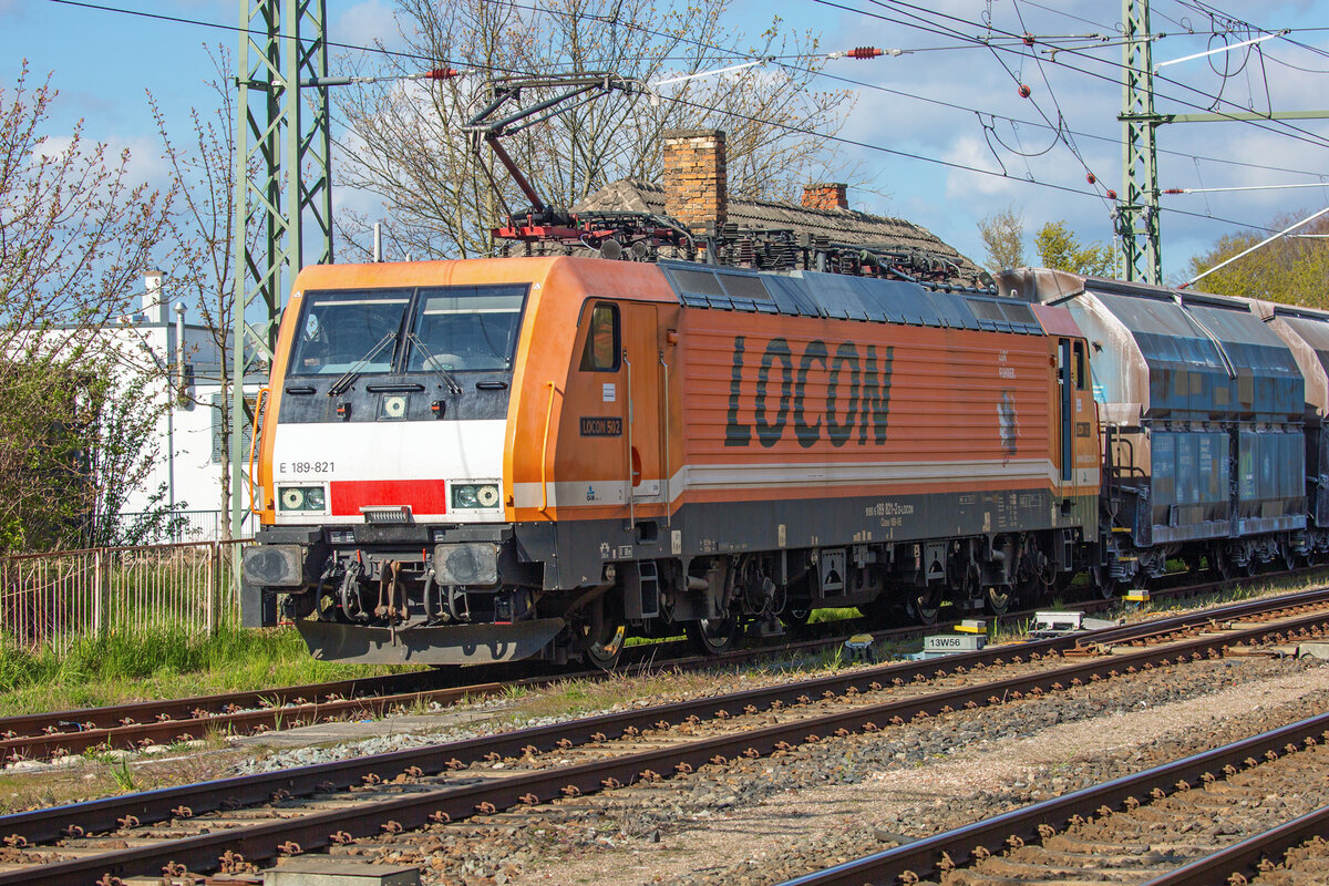 LOCON 502 Lok 189 821 bei Rangierarbeiten in Bergen auf Rügen. - 03.05.2023