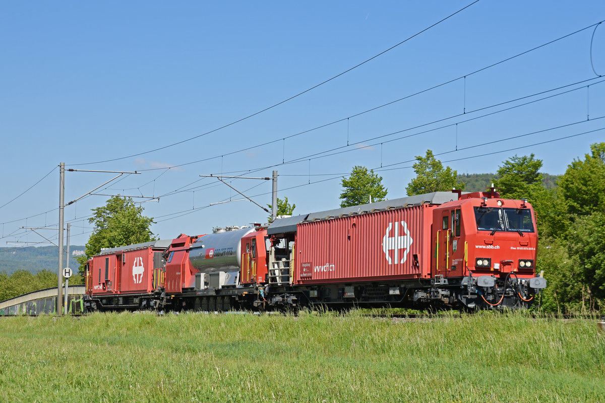 Löschzug Olten XTmass 99 85 9174 008-4 fährt Richtung Bahnhof Sissach. Die Aufnahme stammt vom 14.05.2019.