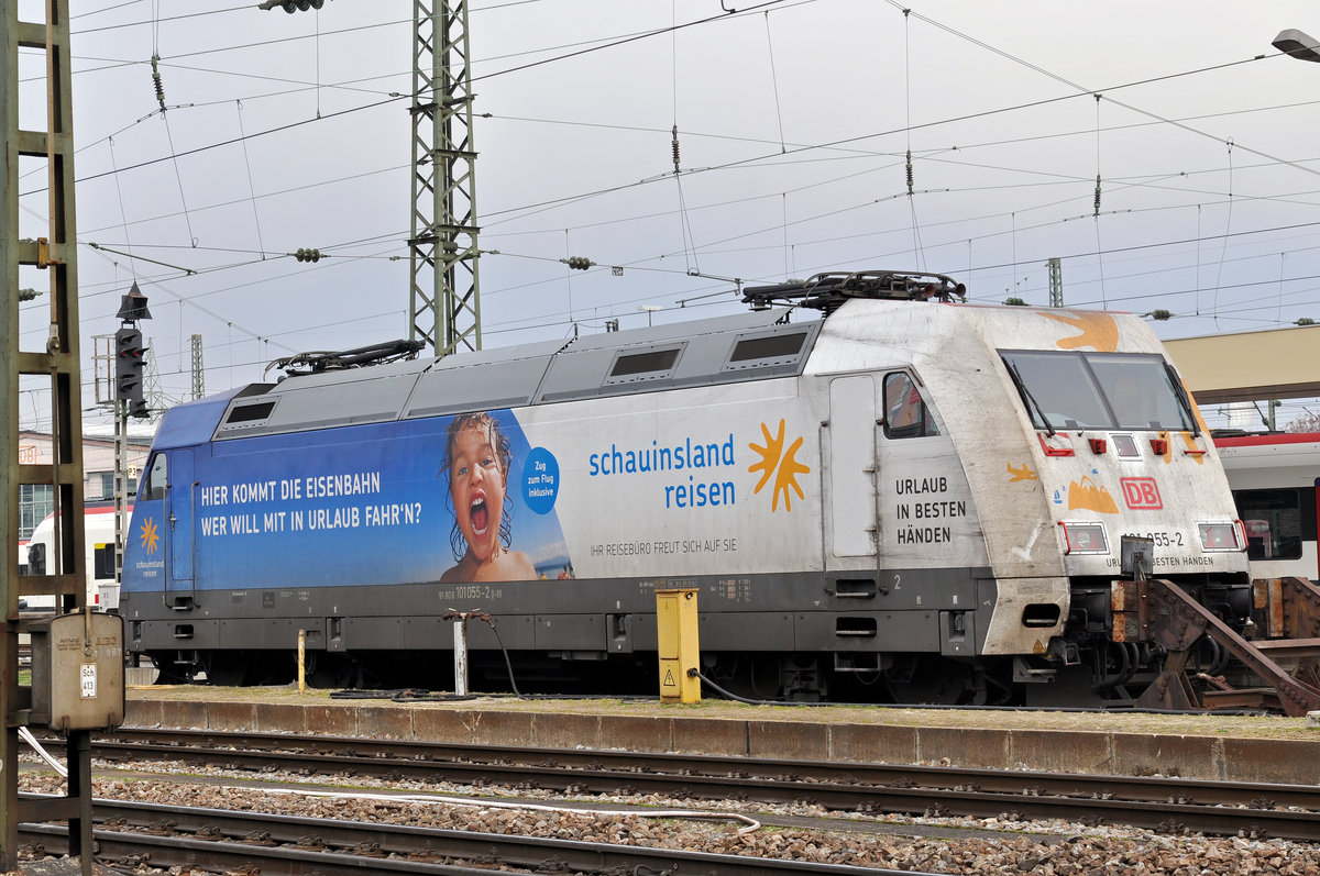 Lok 101 055-2 ist beim Badischen Bahnhof abgestellt. die Aufnahme stammt vom 03.12.2016.
