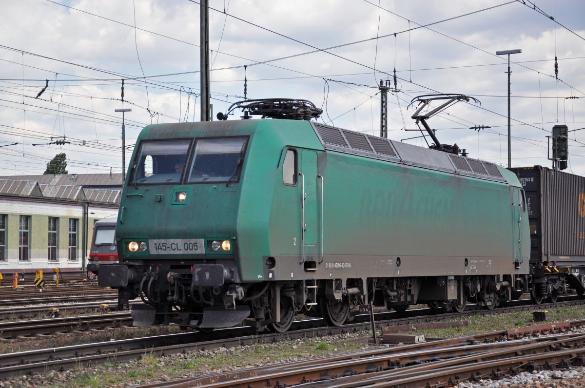 Lok 145 096-4 durchfährt den Badischen Bahnhof in Basel. Die Aufnahme stammt vom 16.06.2014.