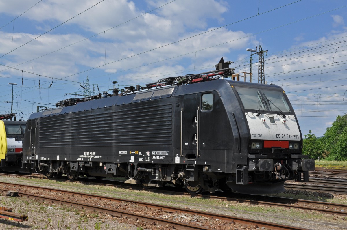 Lok 189 201-7 abgestellt beim Badischen Bahnhof in Basel. Die Aufnahme stammt vom 16.06.2014.