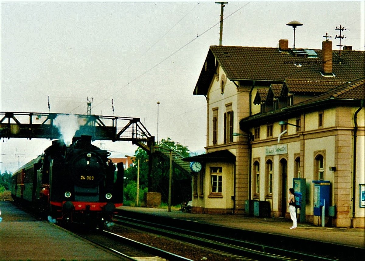 Lok 24009 fuhr im August 1995 durch St.Ilgen.