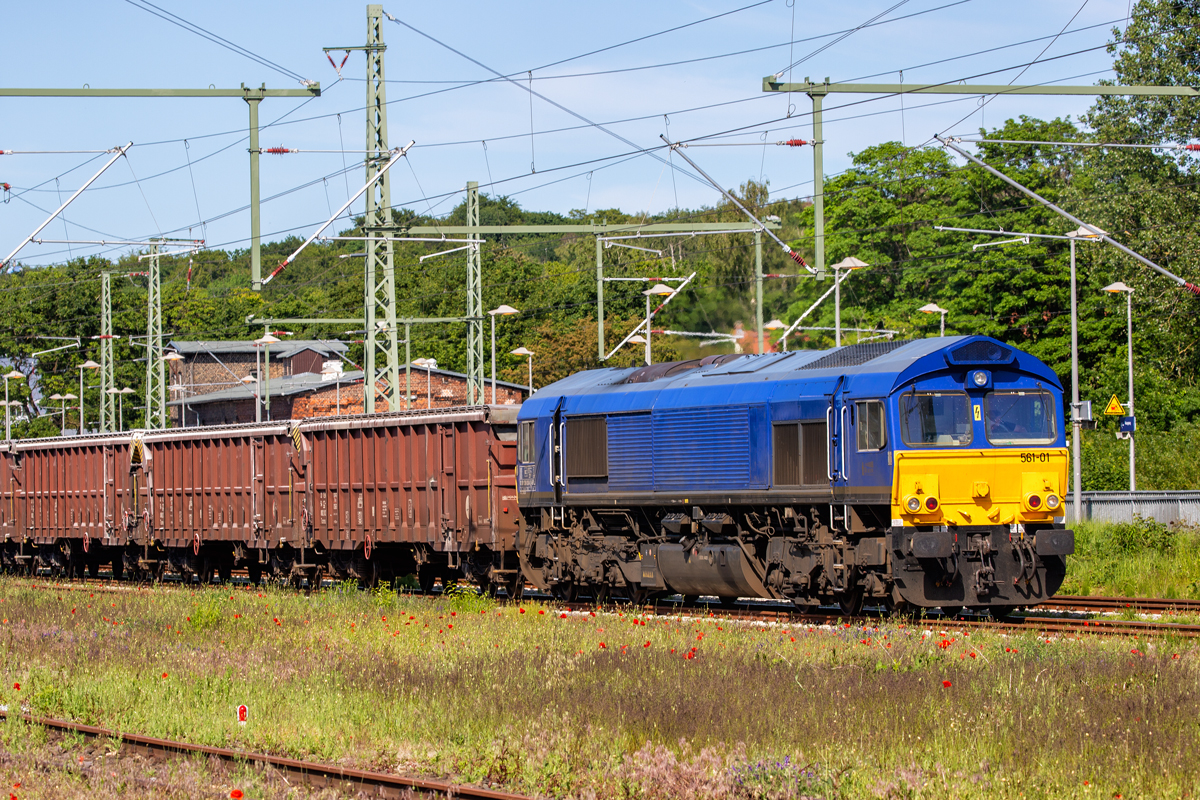 Lok 266 038 in Bergen auf Rügen bei Rangierarbeiten mit dem zweiten Teil des Kreidezuges. - 09.06.2020
