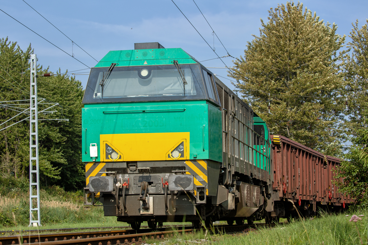 Lok 272 403  von Vossloh im Anschluss Kreidewerk in Sassnitz Lancken. - 31.08.2019