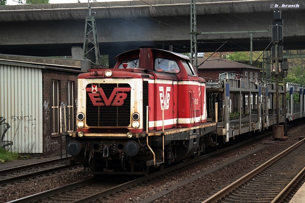 lok 41002 der EVB zog einen leeren autozug 24.04.14 durch hh-harburg