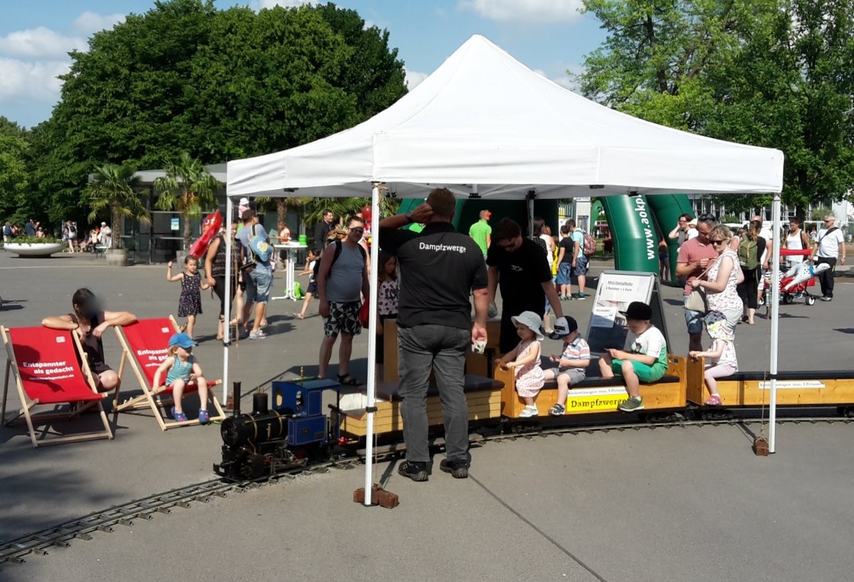 Lok  Erfurt  der Dampfzwerge beim Kinderfest am 03.06.2018 im egapark Erfurt.