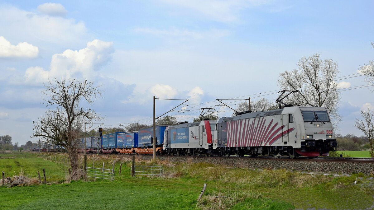 Lokomotion 665 (185 665) und 666 (185 666) mit Paneuropa/Terratrans-KLV-Zug Bremen Grolland - Verona Q.E. (Hüde, 18.04.2021).