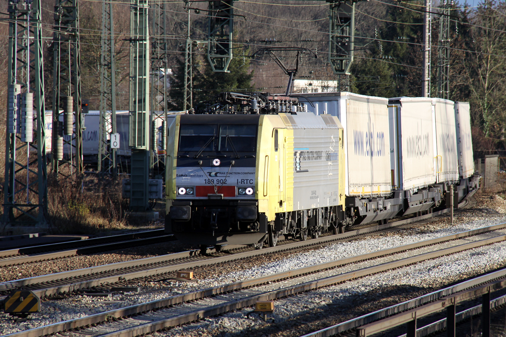 Lokomotion mit der 189 902 und dem EKOL von Triest nach Köln in Rosenheim am 10.12.2013