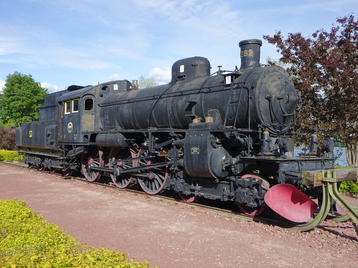 Lokomotive im Bahnhof von Mora, Statens Järnvägar Bahn in Schweden, erbaut 1916 von der Motala Verkstads (16.06.2017)