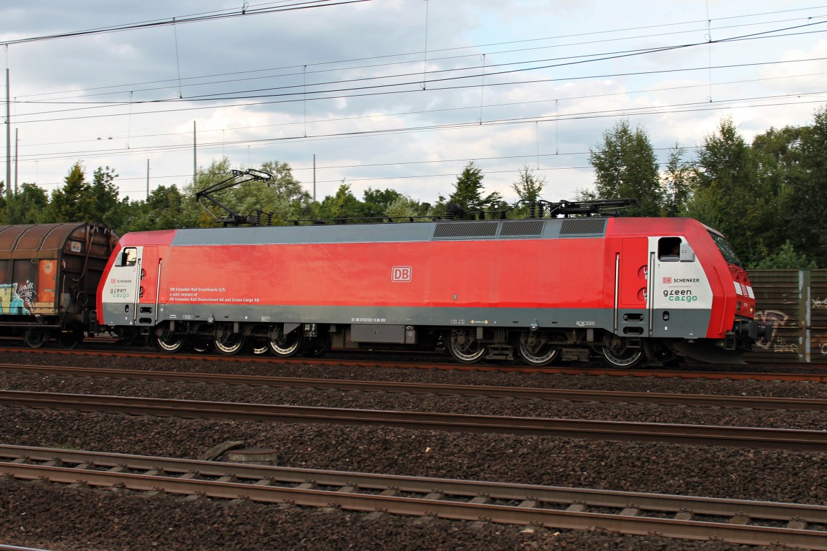 Lokoportrait von EG 3101, als sie mit einem gemischten Güterzug aus Malmö am 13.08.2014 durch Harburg gen Maschen fuhr.