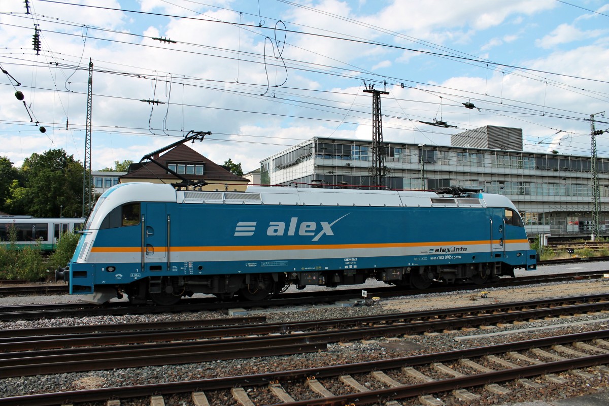 Lokportrait von alex 183 002, als sie im Hauptbahnhof von Regensburg rangierte.