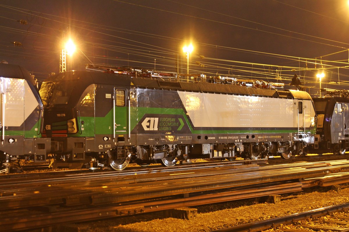 Lokportrait von ELL/TXL 193 278 am Morgen des 11.12.2017, als sie zusammen mit weiteren Loks von TXL abgestellt im Badischen bahnhof von Basel stand und dort auf ihren nächsten Einsatz wartete.