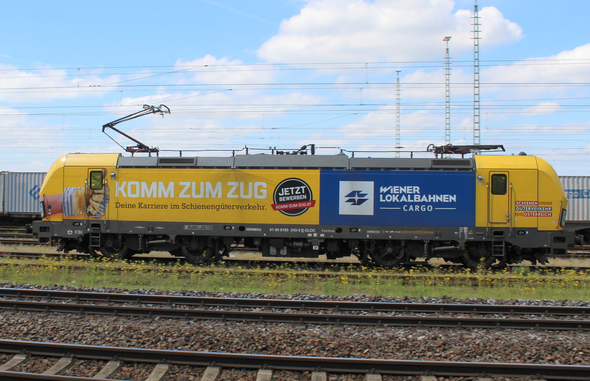 Lokportrait der ELL/WLC 193 243-3, die für den Schienengüterverkehr mit  Komm zum Zug  wirbt. Aufgenommen von dem HP Duisburg-Bissingheim aus am 31.05.19.
