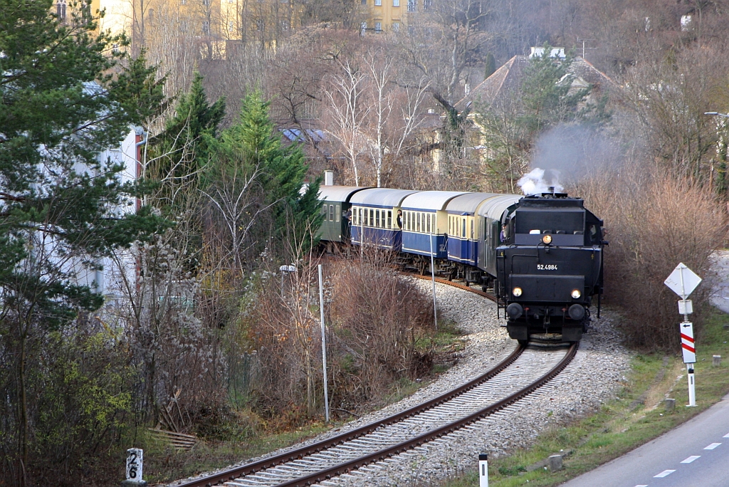 LOKTM 52.4984 am 07.Dezember 2019 mit dem SR 17686 (Waldmühle Lst. - Wien Meidling) auf der Kaltenleutgebener Bahn beim Strecken-Km 2,6.