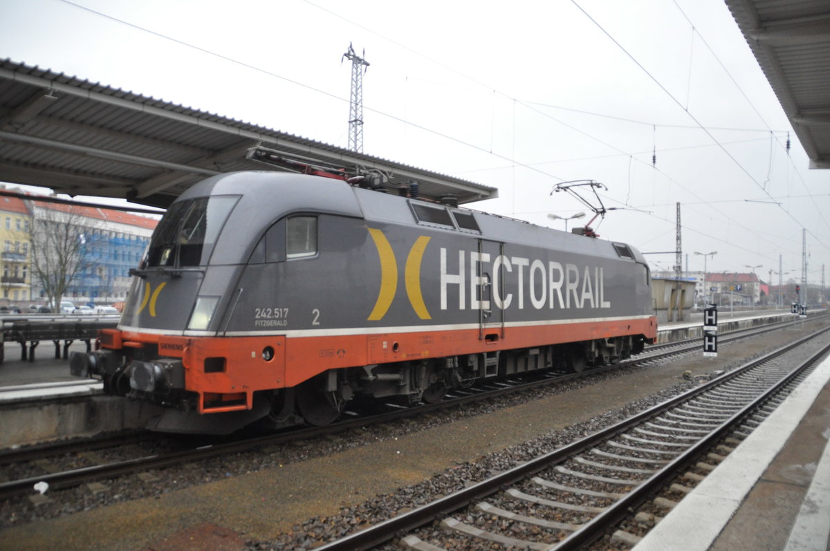 Lokumlauf am 06.12.2016 am Gleis 16 in Berlin Lichtenberg.
Hectorrail fährt für die Fa. Locomore.