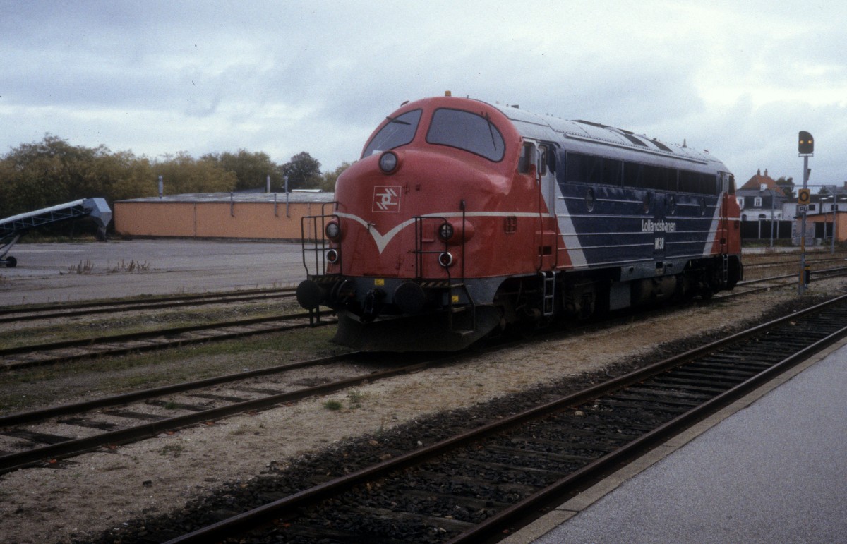 Lollandsbanen M 38 (ex-DSB My 1153, Lollandsbanen M 38 2002 - 2007, 2007 an CONTEC verkauft). Nakskov am 25. Oktober 2003.