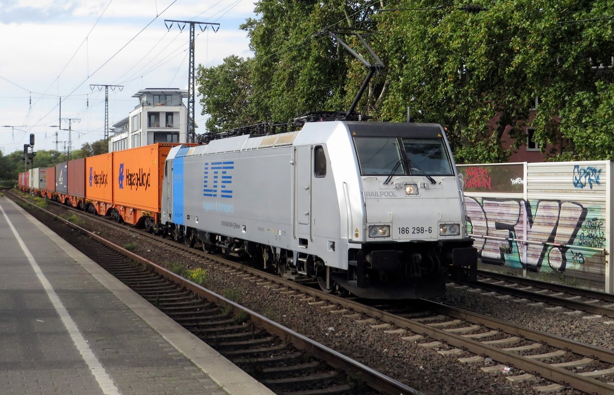 LTE 186 298 durchfahrt mit der Mannheim/Wörth KLV am 24 September 2020 Köln Süd.