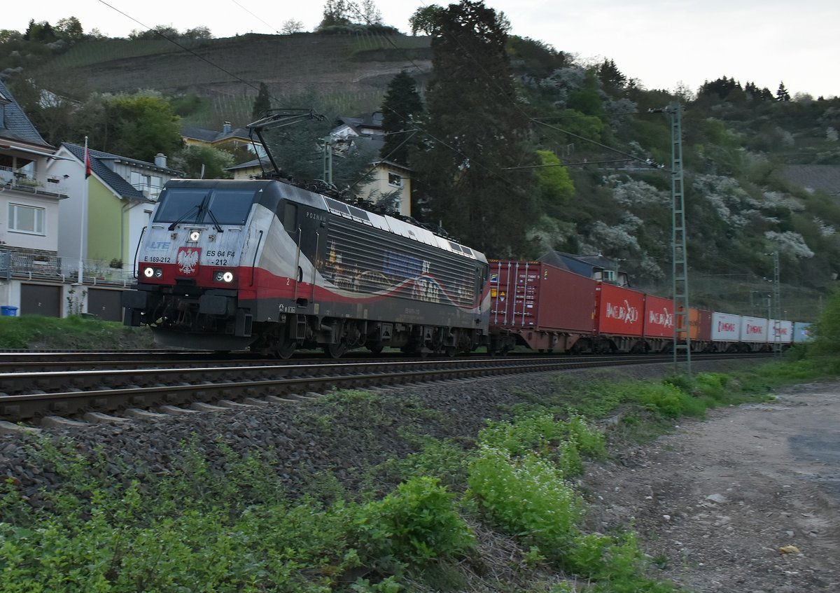 LTE 189 212 POZNAN in Oberwesel am Abend des 17.4.2018