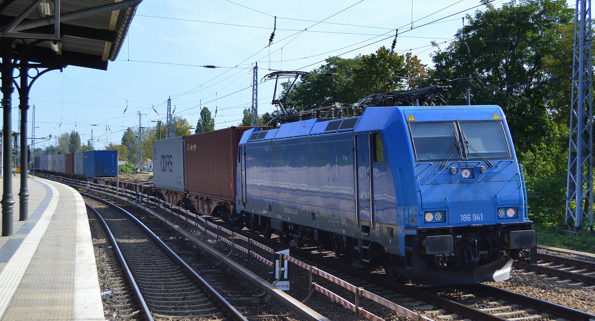 LTE Logistik- und Transport GmbH, Graz [A]mit der recht neuen  186 941  [NVR-Nummer: 91 80 6186 941-1 D-LTE] und Containerzug aus Polen (China Silk Road) Richtung Niederlande am 23.09.19 Berlin Köpenick.