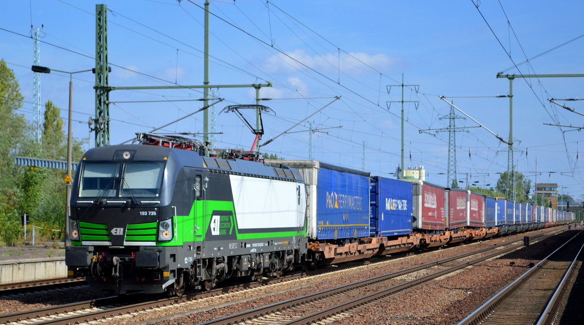 LTE Netherlands B.V. mit der ELL Vectron  193 735  [NVR-Nummer: 91 80 6193 735-8 D-ELOC] und KLV-Zug Richtung Rotterdam am 04.09.19 Bahnhof Flughafen Berlin Schönefeld.