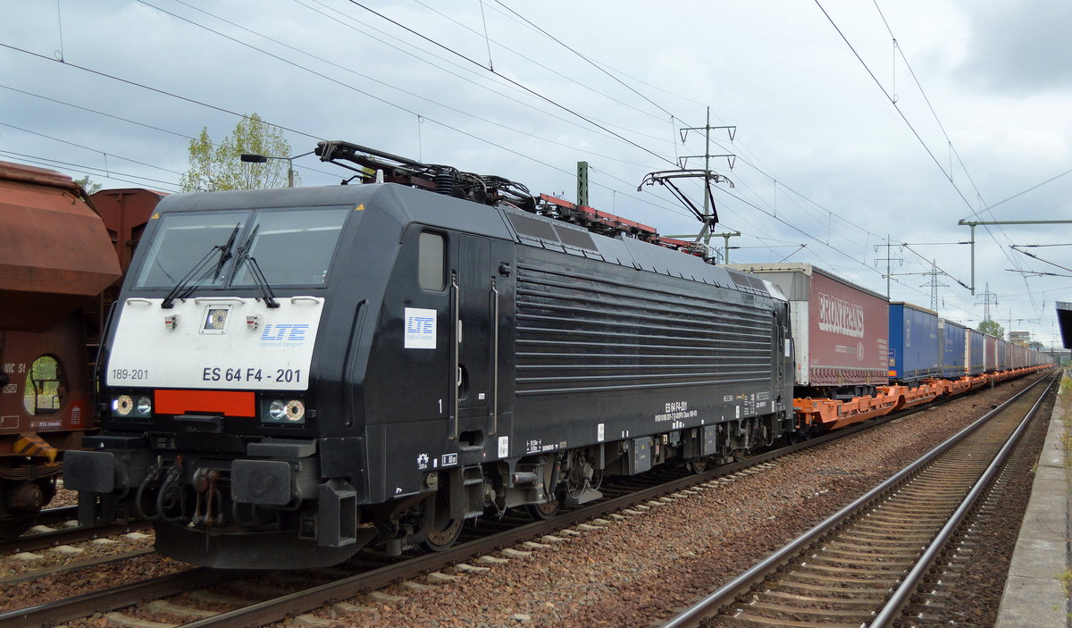 LTE Netherlands B.V mit der MRCE Dispo  ES 64 F4-201  [NVR-Number: 91 80 6189 201-7 D-DISPO] und KLV-Zug Richtung Rotterdam am 13.09.18 Bf. Flughafen Berlin-Schönefeld.