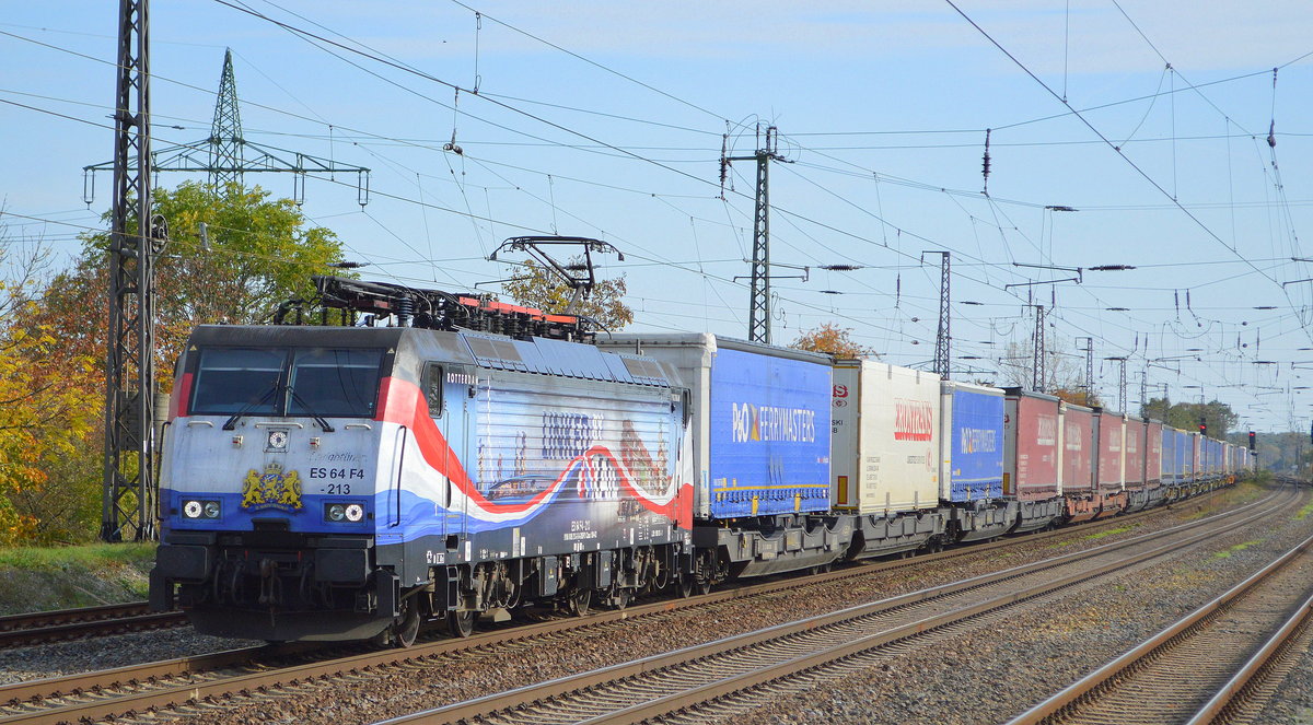 LTE Netherlands B.V., Rotterdam [NL] mit der MRCE Dispo  ES 64 F4-213 [NVR-Nummer: 91 80 6189 213-2 D-DISPO] und Taschenwagenzug aus Poznan (Polen) Richtung Rotterdam am 22.10.19 Bf. Saarmund. 