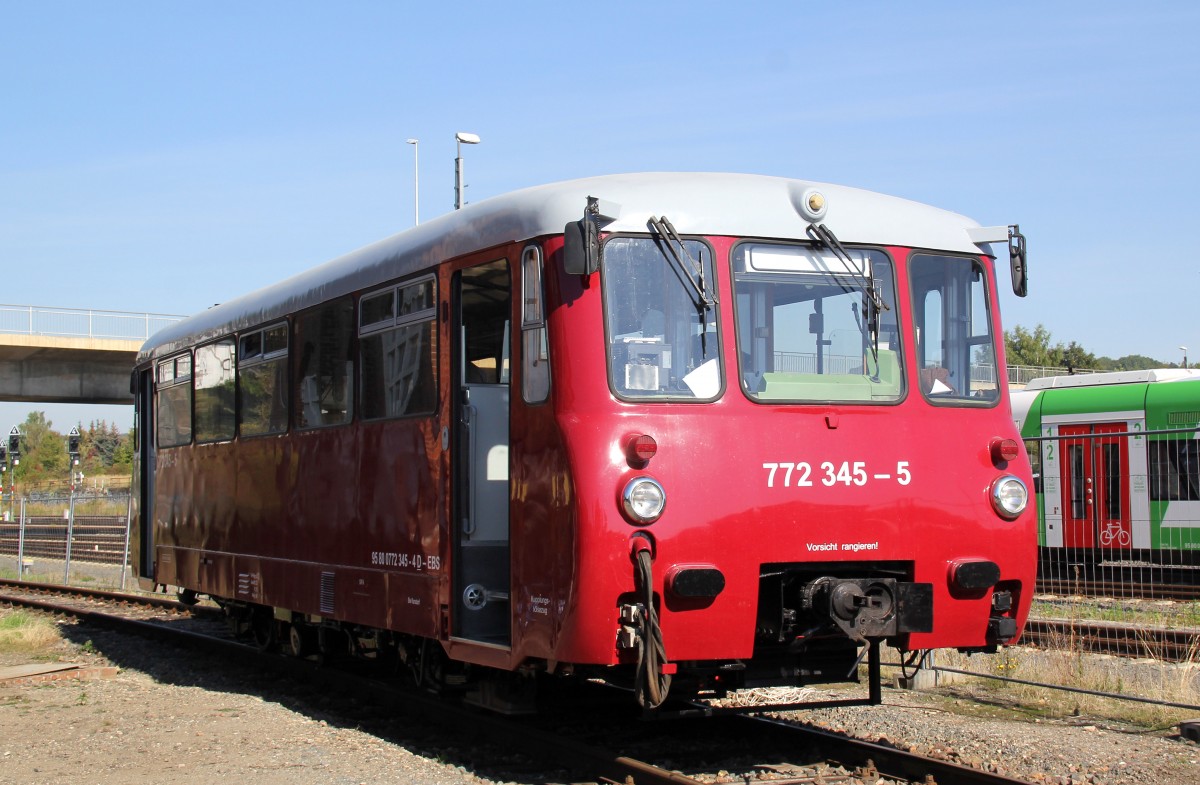 LVT 772 345-5 Ferkeltaxi in Gera. Foto 28.09.13 