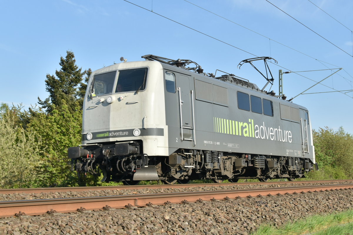 LZ bei Kaarst Broicherseite 111 210-1 am Abend des 18.4.2019