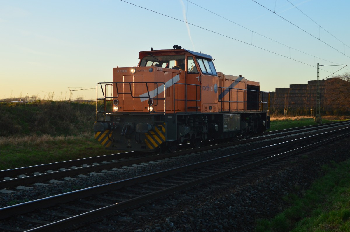 LZ kommt hier die Northrail 275 019-8 durch Allerheiligen gen Dormagen gefahren.
Freitag 8.1.2016